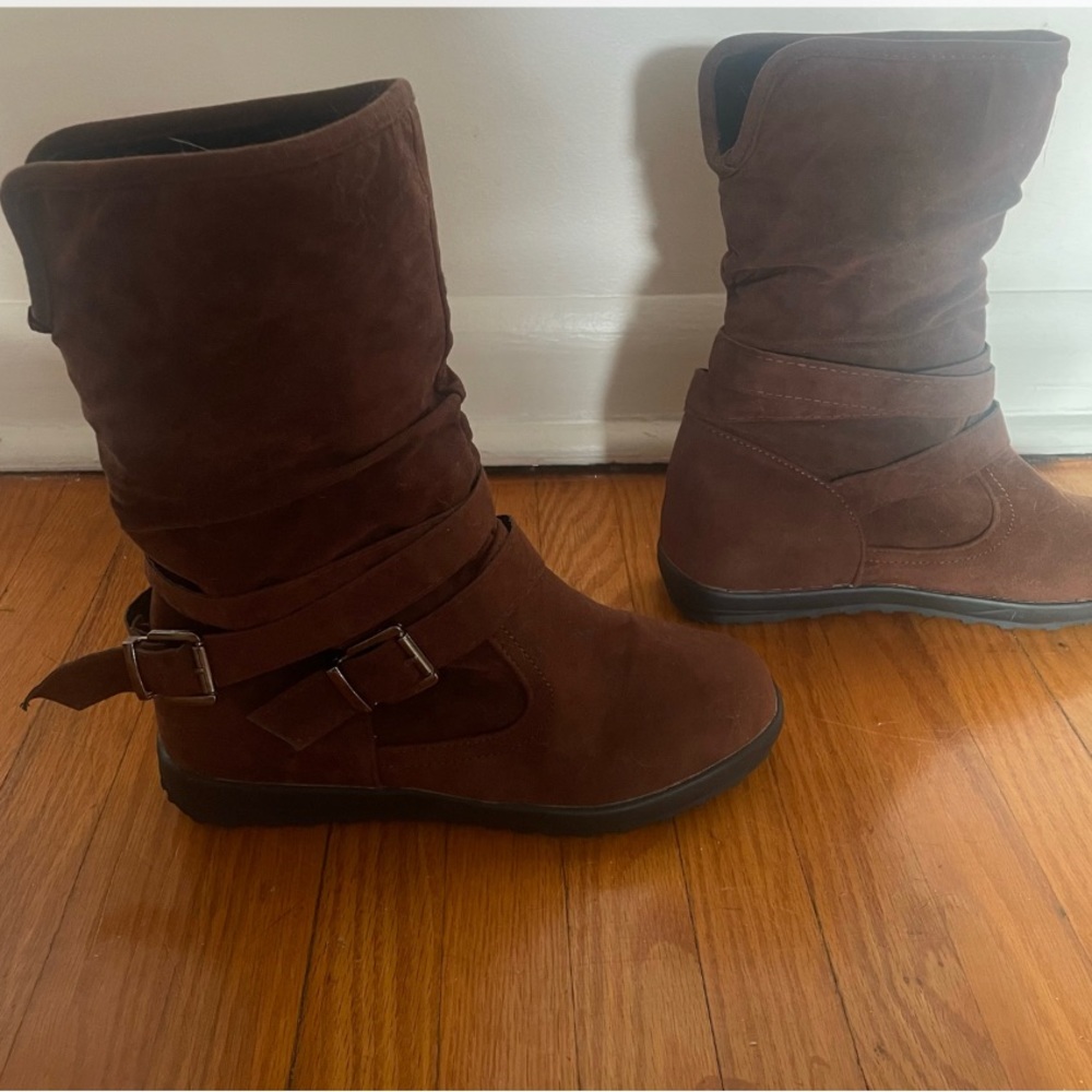 Brown Slip on Boots. NWOT